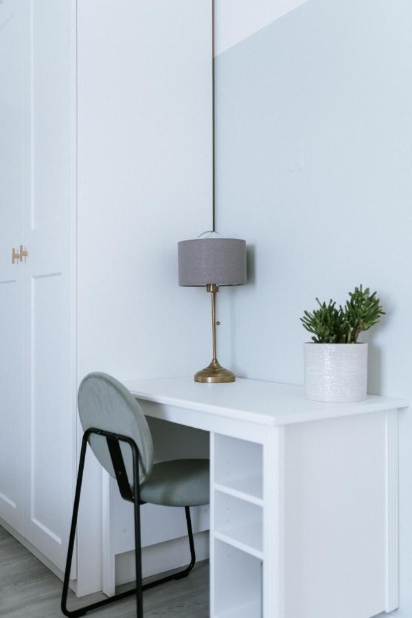 Apollo Rooms Keflavík Екстериор снимка